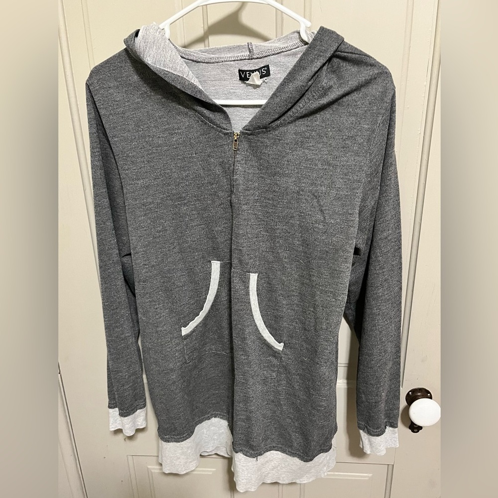 Gray Tunic Length Hoodie, Venus size large